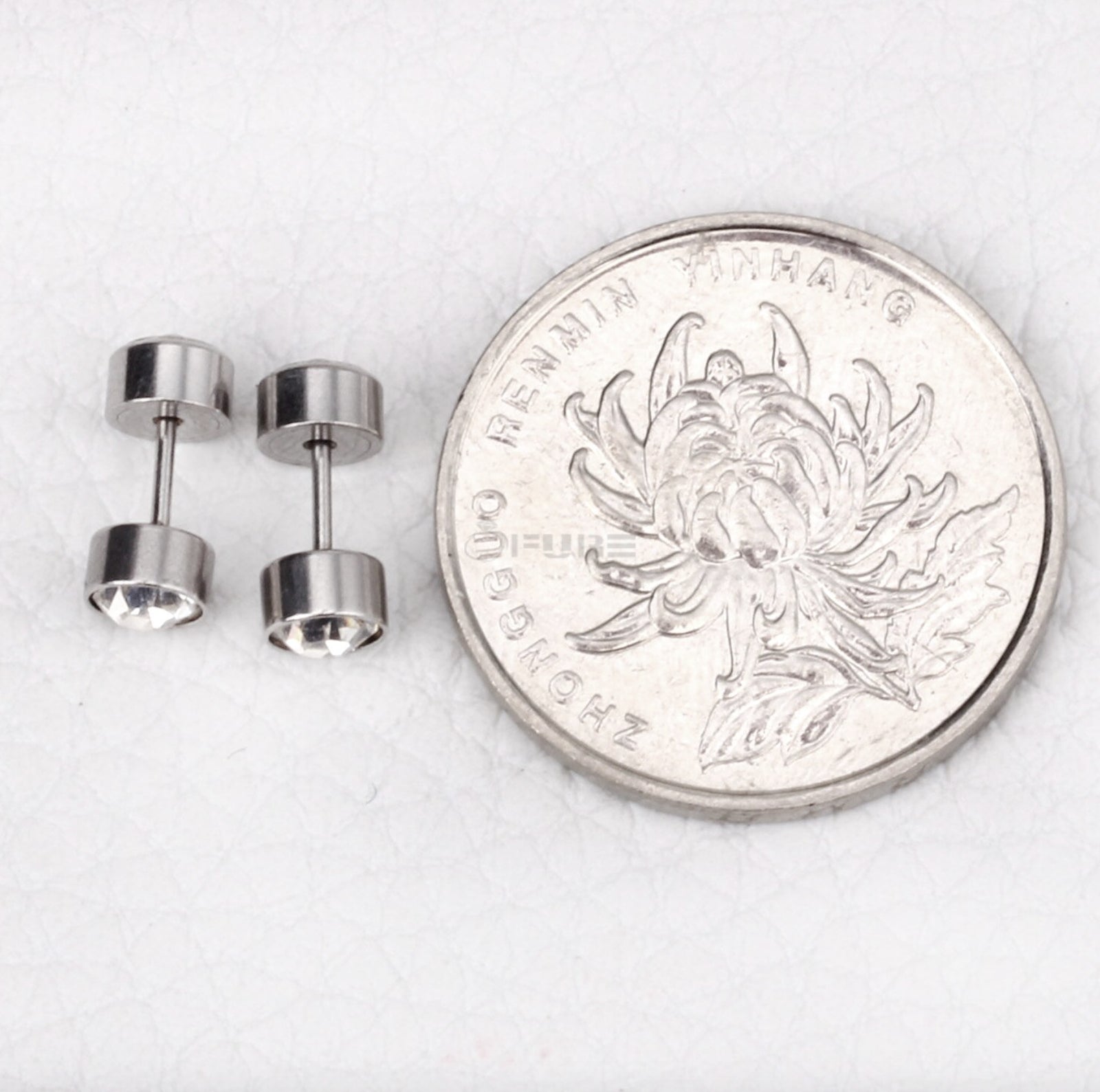 Attractive Small Tiny round 3MM CZ Crystal Silver Ear Studs Earrings Jewellery